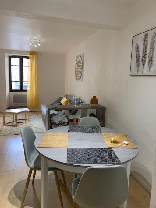 Aubenas : Beau Studio, Proche Du Chateau Exteriér fotografie